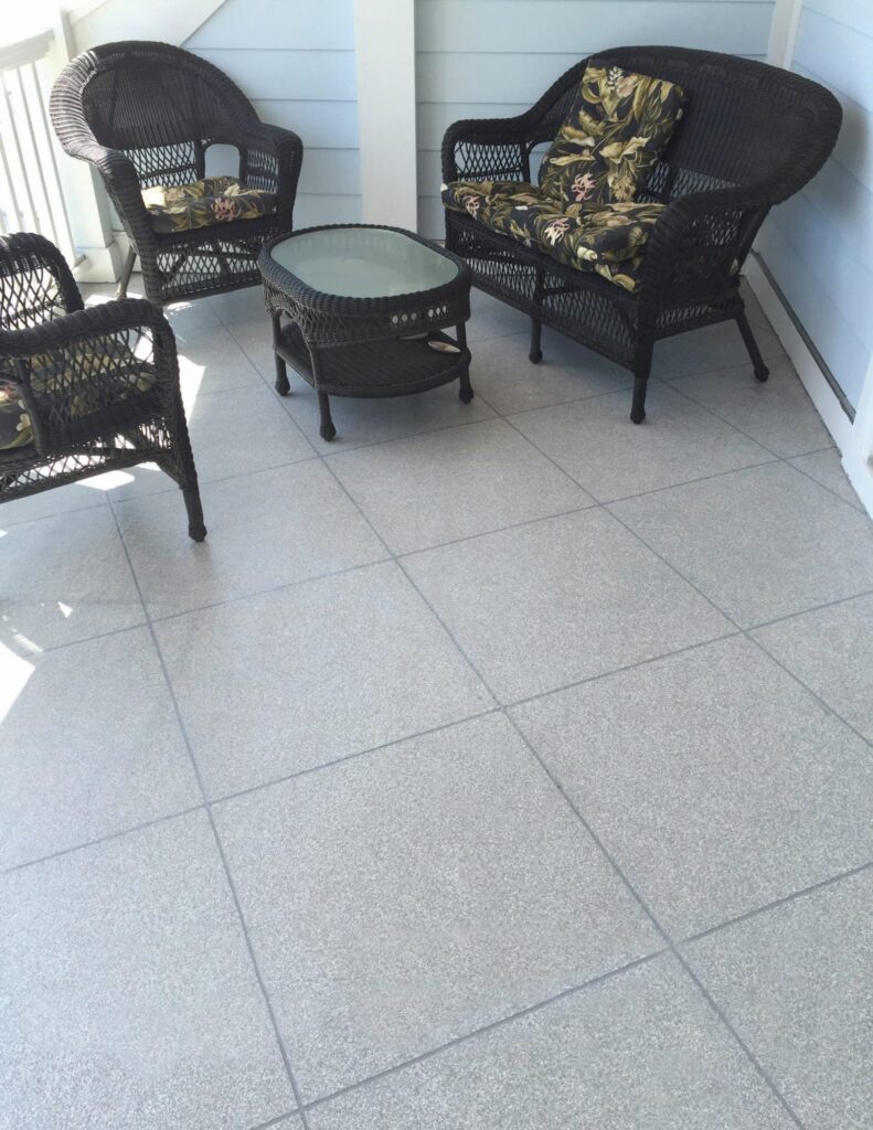 Example of a finished flake epoxy concrete floor coating in Fishers, IN