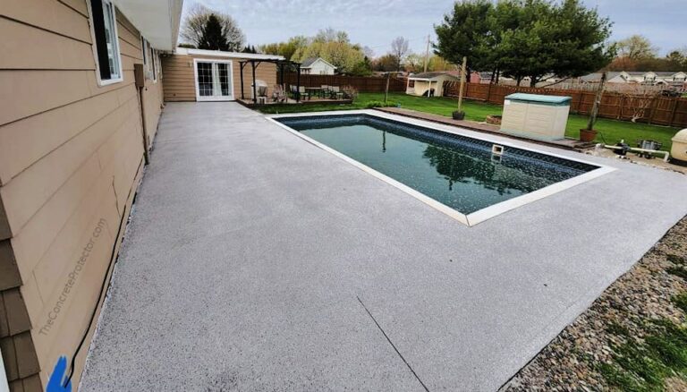 Example of a finished flake epoxy concrete floor coating in Conroe, TX – All Pro Epoxy