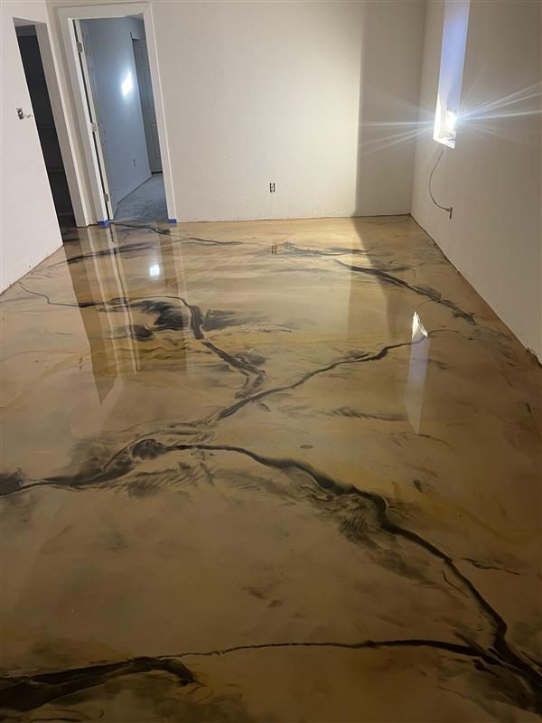 Example of a finished metallic epoxy floor, Pasadena, TX