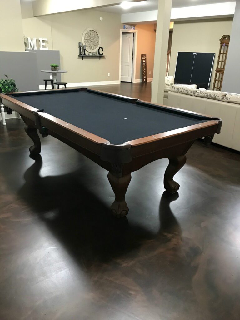 Example of a finished metallic epoxy floor in Arlington, TX – QuestMark