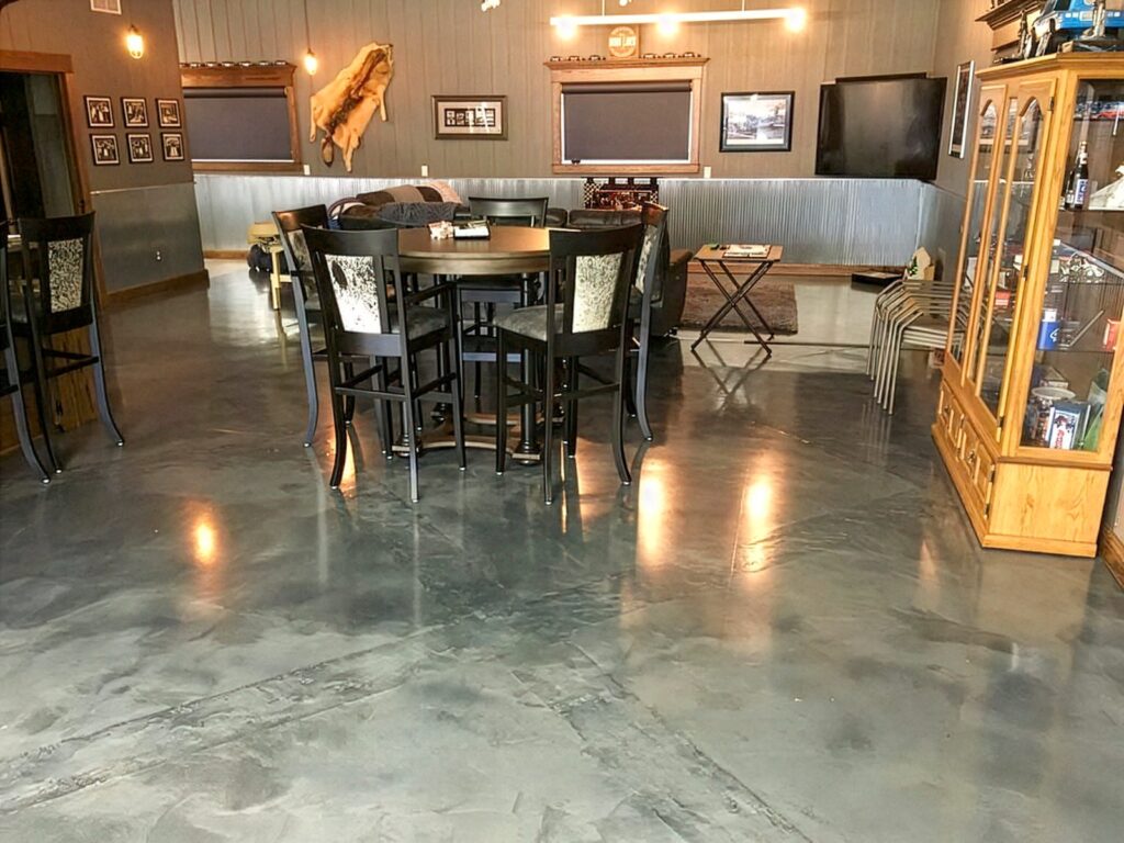 Example of a finished metallic epoxy floor in Chicago, IL