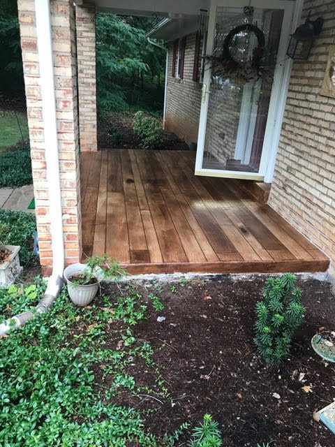 Example of a finished wood-look decorative concrete floor in Elk Grove Village, IL – Chicago Surface Cut